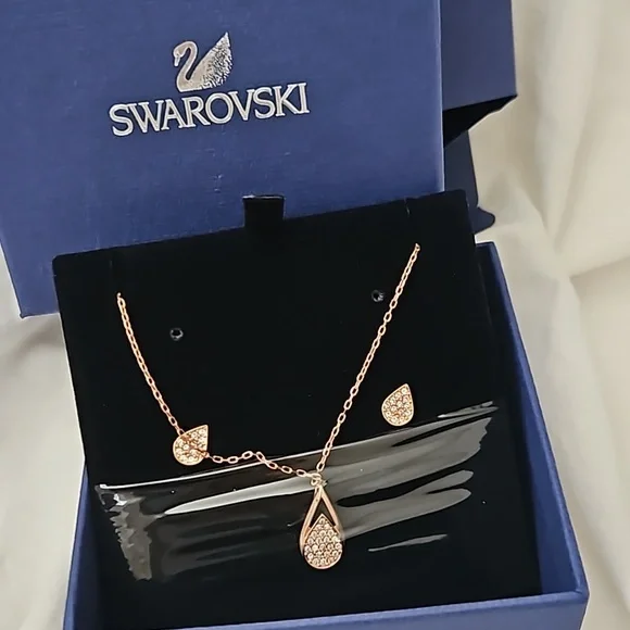 Swarovski Jewelry Swarovski Ginger Pear Set Crystal Rose Gold - Main Image
